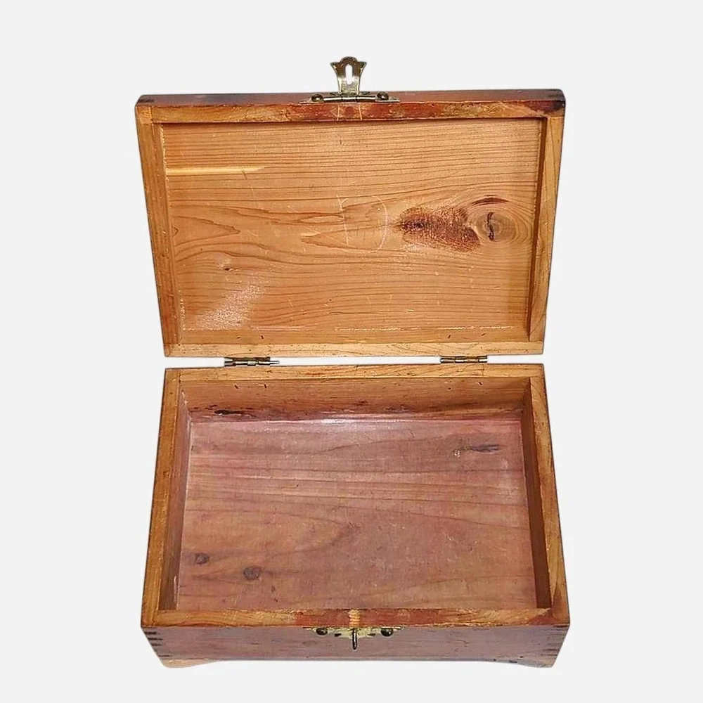 Vintage Dovetail Wood Jewelry Keepsake Box Floral Inlay Brass